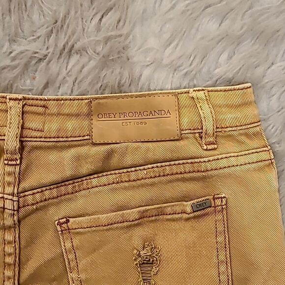 Obey propaganda rustic yellow distressed cuffed jean shorts size 28 - Picture 5 of 5